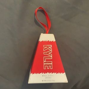 kylie cosmetics- lip stick